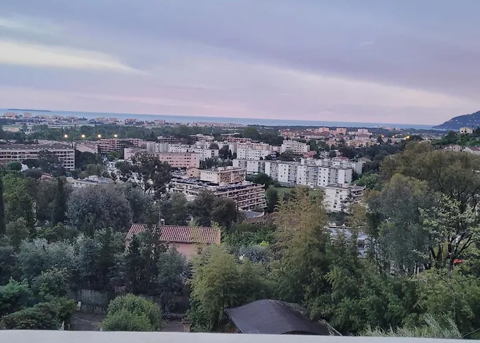 Villa Ardjoeno Mandelieu