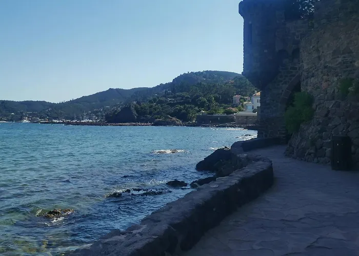 Ardjoeno Villa *